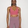 Athleta Transcend Plunge Bra A-C - Light Support Sports Bra - Berry Rose
