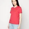 Gant Logo- Print T-Shirt - Raspberry Red