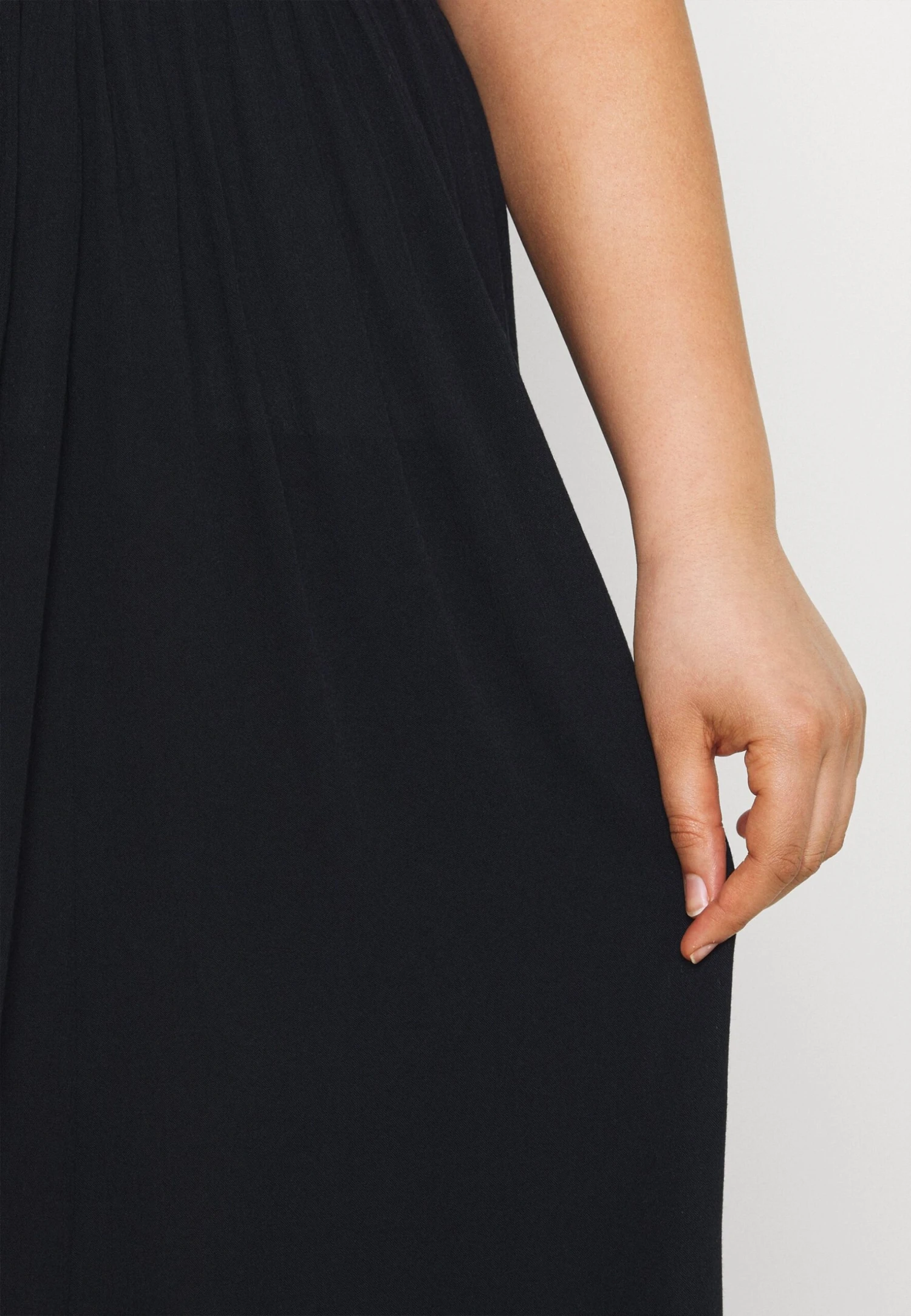 ONLY CARMAKOMA Cartrib Life Long Skirt Solid - A-Line Skirt - Black - Image 5